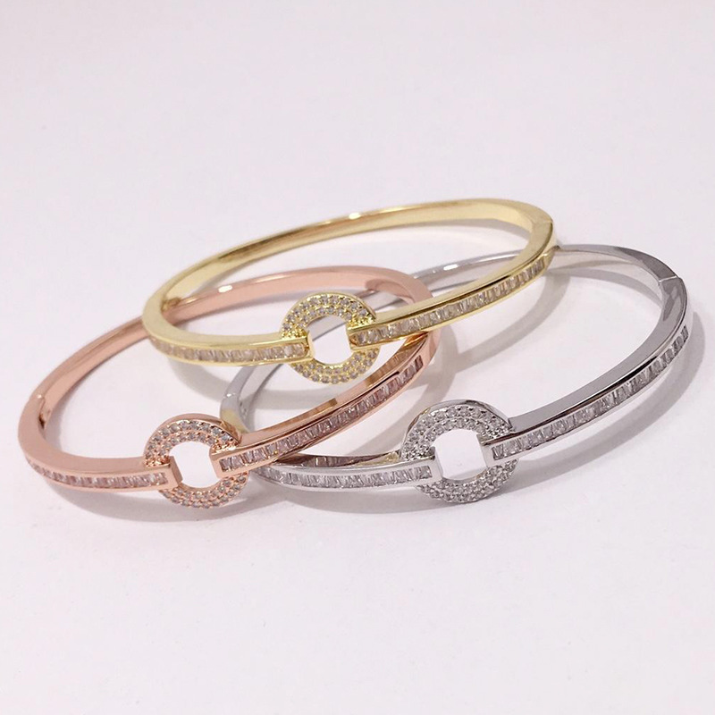 Designer Inspired Light Luxury Diamond Circle Bracelet Women Fashion Jewelry Accessories Best Gift for Her Wedding Party Decoration_voghion.com