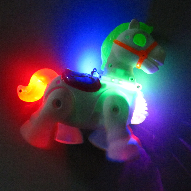 Tiktok mismo estilo cuerda del animal doméstico de los niños Pony Cartoon Electric Light Music walking stall Venta caliente juguetes al por mayor