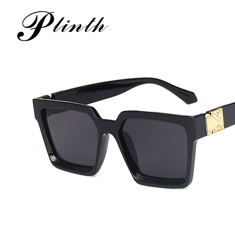 AliExpress European and American ins square sunglasses wide edge 2020 new fashion trend Internet celebrity 97048 sunglasses