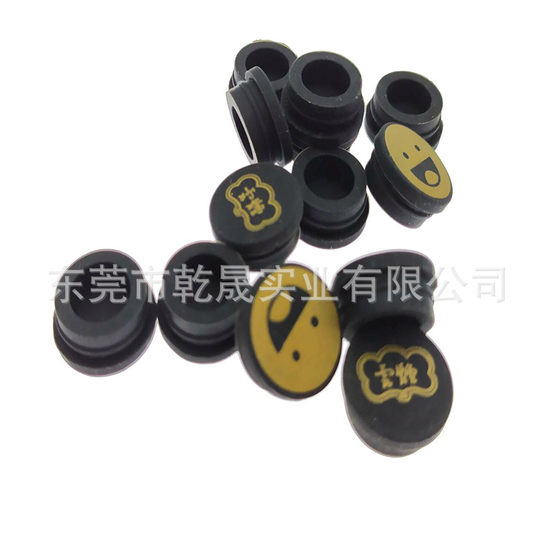 10881593765_1974227082