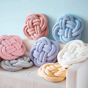 Круглая подушка-узел Knot ручная вязка для дивана