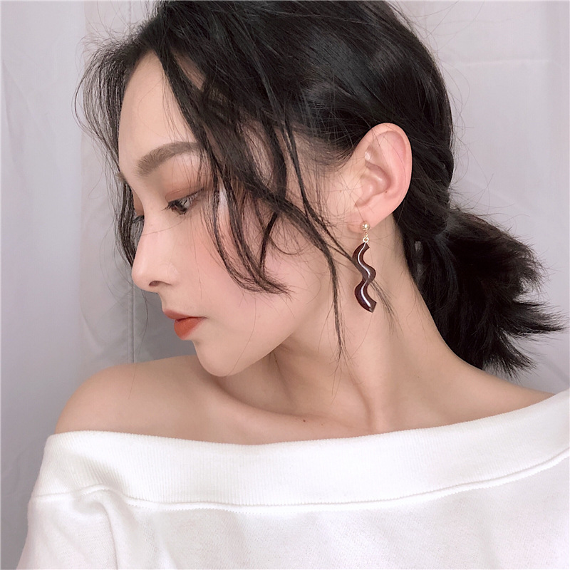 歐美氣質 個性波浪條拼色耳釘女長款耳墜百搭顯臉瘦耳飾批發 649