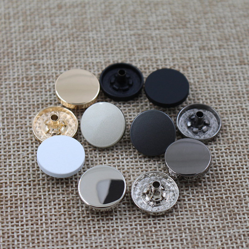 Spot wholesale down jacket four-button jacket waistcoat decorative button flat large white button button 831 button