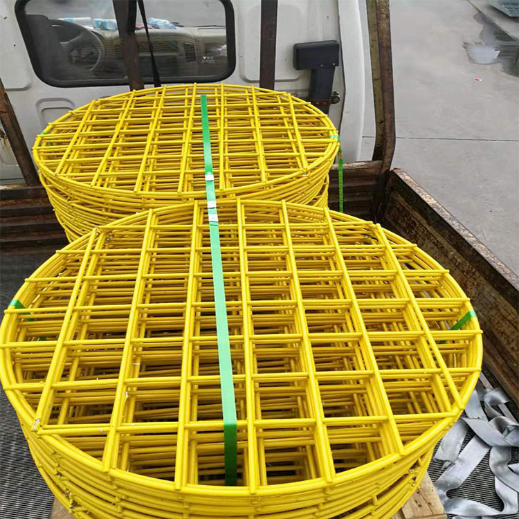 源头工厂供应圆形污水井盖防坠网铁材质井盖网黄色喷涂处理