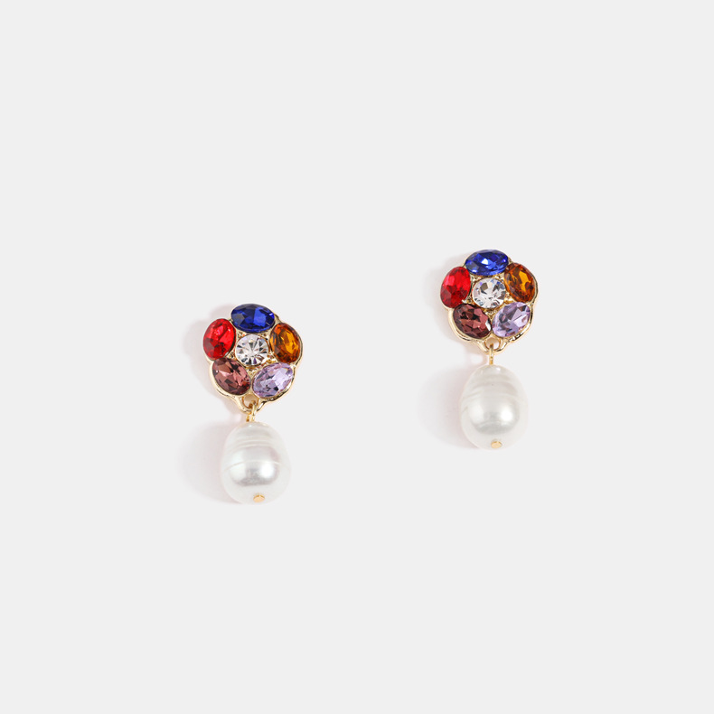 New Fashionable Color Crystal Pearl Earrings Wholesale display picture 1