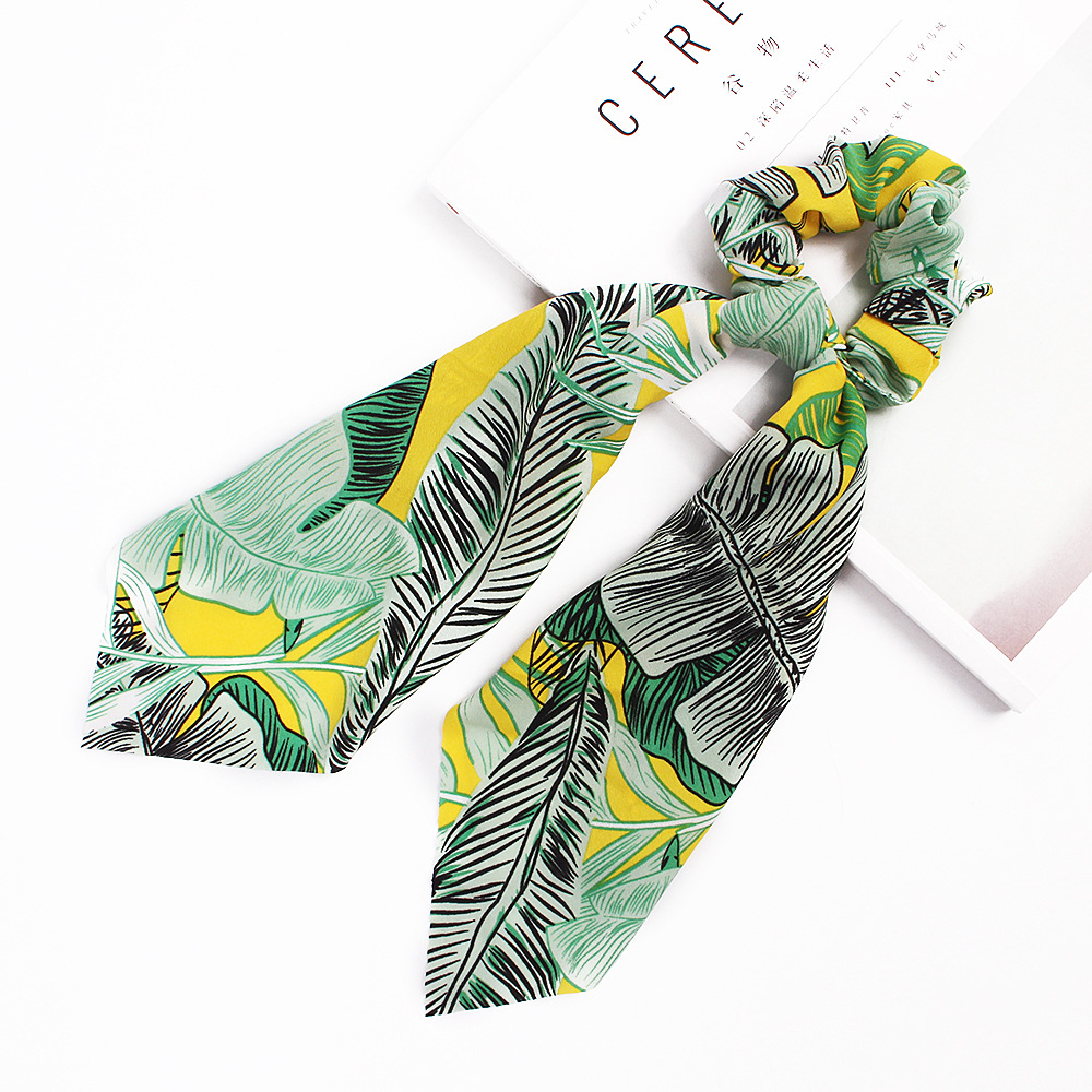 New Fashion Banana Leaf Ribbon Print Scarf Square Scarf Cheap Hair Circle Wholesale display picture 2