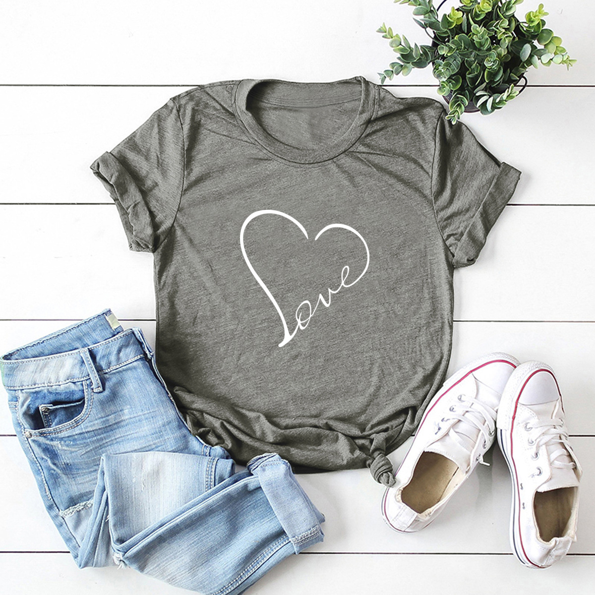   heart-shaped love printing short-sleeved T-shirt   NSSN3366