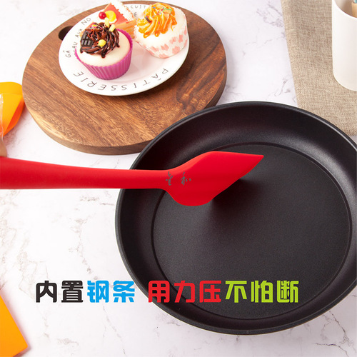 FDA platinum silicone spatula heat-resistant cake spreader baking extended one-piece spatula non-stick cream