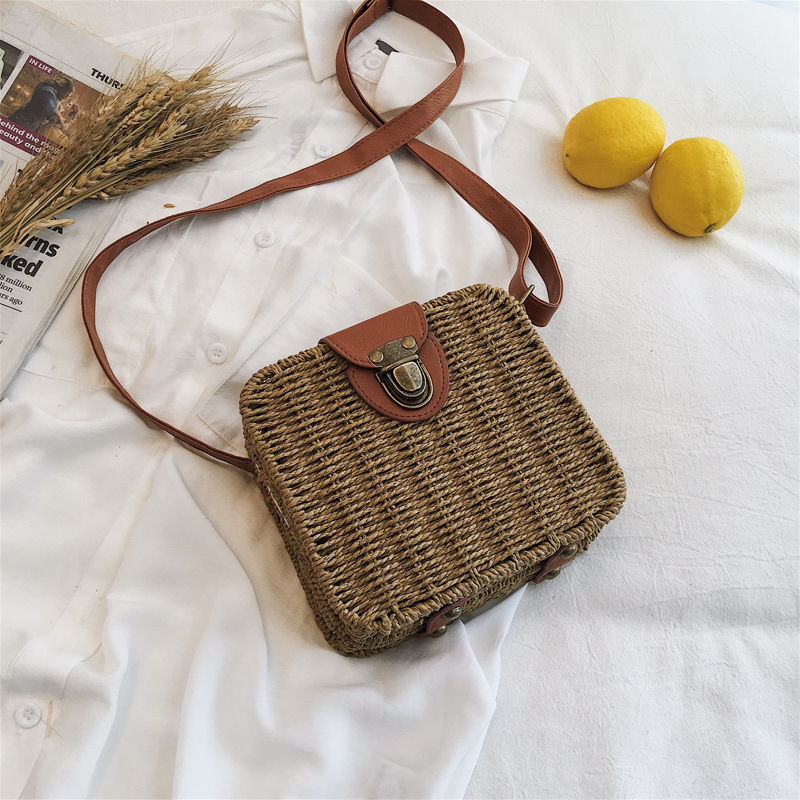 new pattern Rattan Straw bag Shackle Square bag Lock catch Travel package wholesale fashion Square bag Manufactor