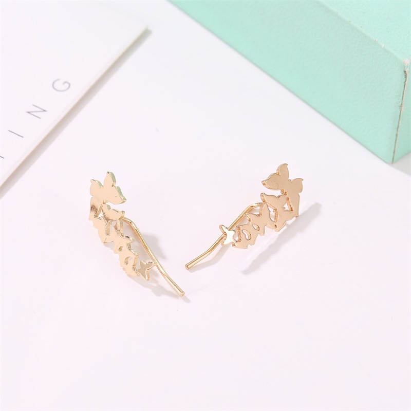 Nouvelles Boucles D&#39;oreilles En Cuivre Simples En Forme De Papillon En Métal Plusieurs Boucles D&#39;oreilles Papillon En Or En Gros Nihaojewelry display picture 6