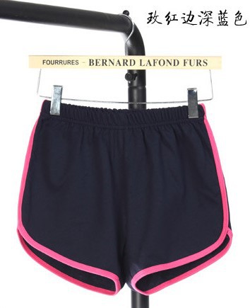 로즈 레드 에지 다크 블루