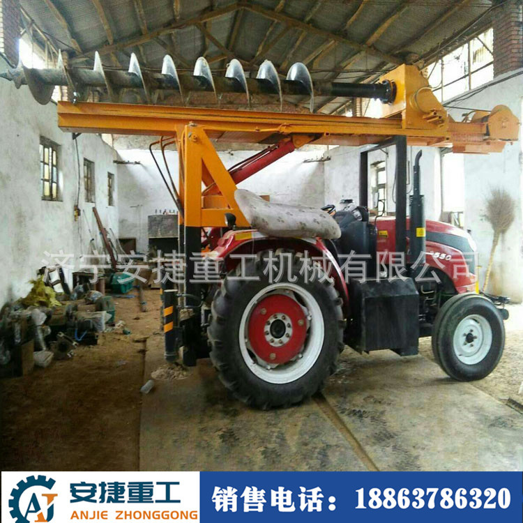 拖拉机打桩机