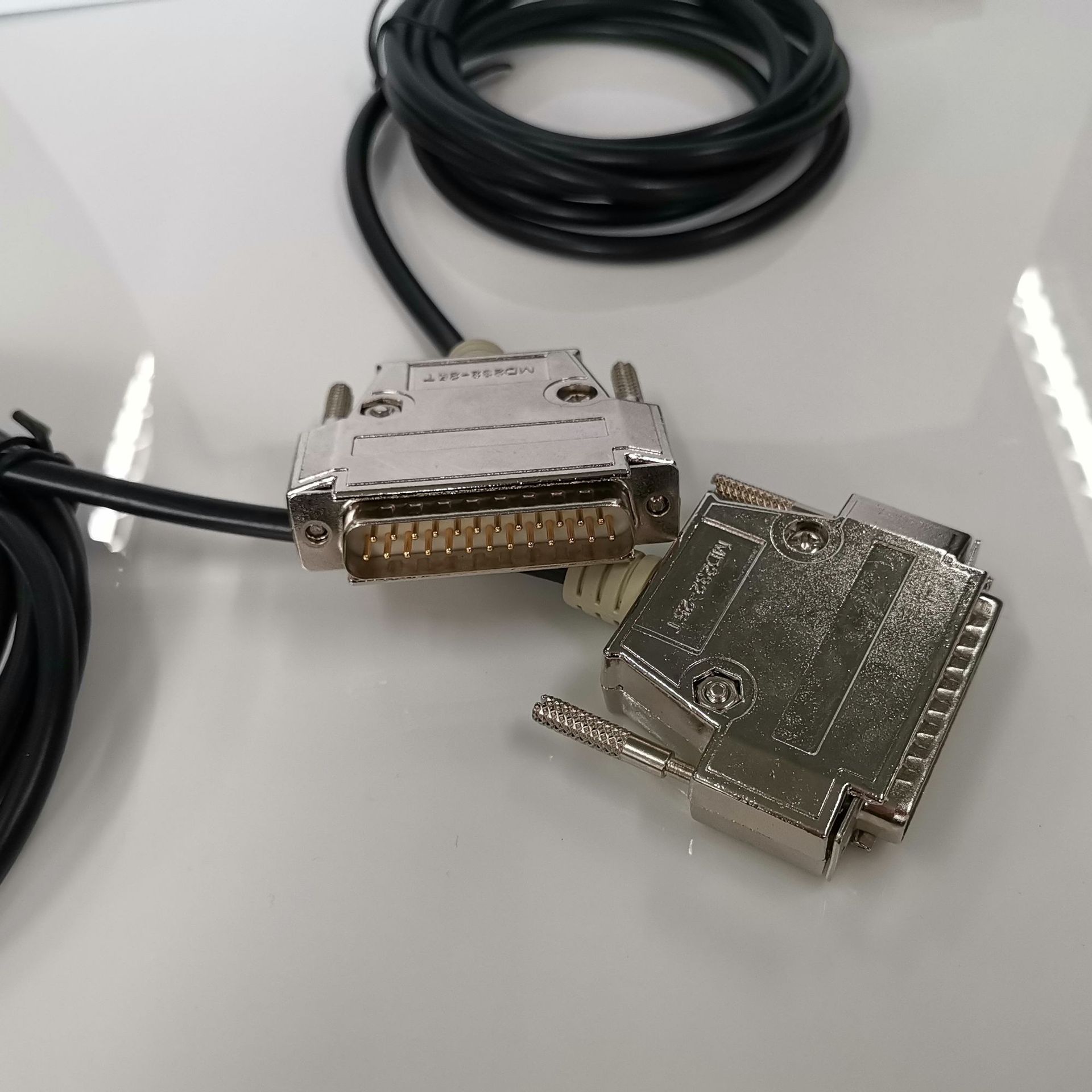 usb转232串口线工业级DB25 com口转换线rs232串口转usb口FTDI芯片|ms