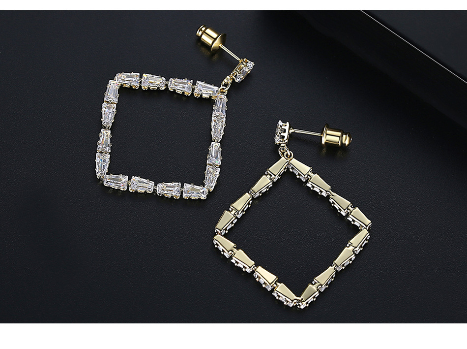 Fashionable Korean Temperament Square Ladies Earrings Earrings Banquet Atmosphere Copper Inlaid Zirconium Earrings display picture 5