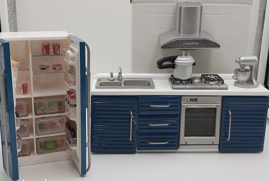 Miniature DollHouse�����ݷ�������ľ�ƼҾ� ������װ