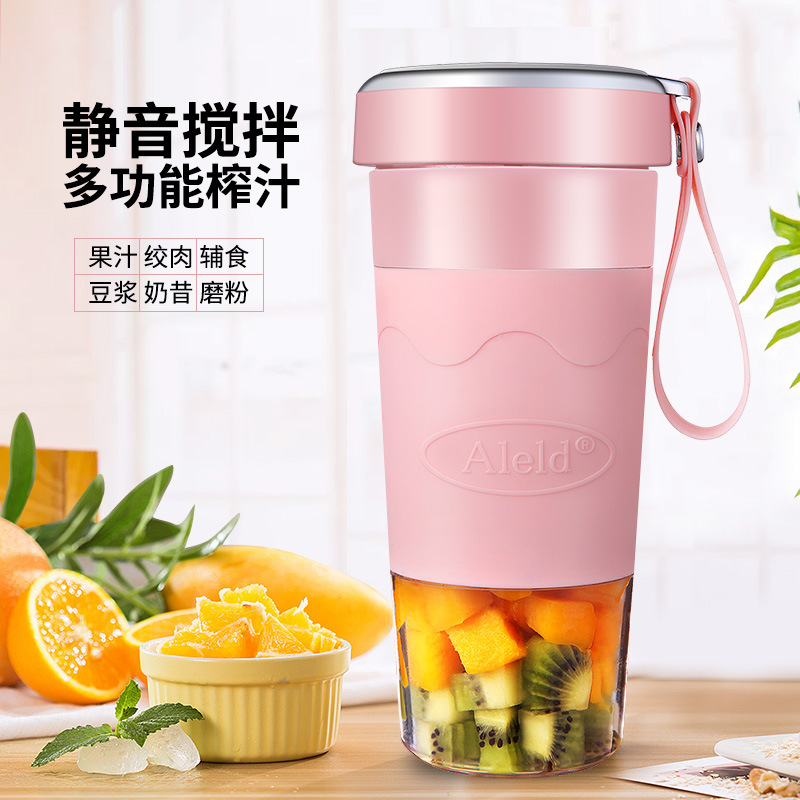 Manufactor Direct selling Power Juice Cup portable Electric Juice Cup outdoors household charge Juicer