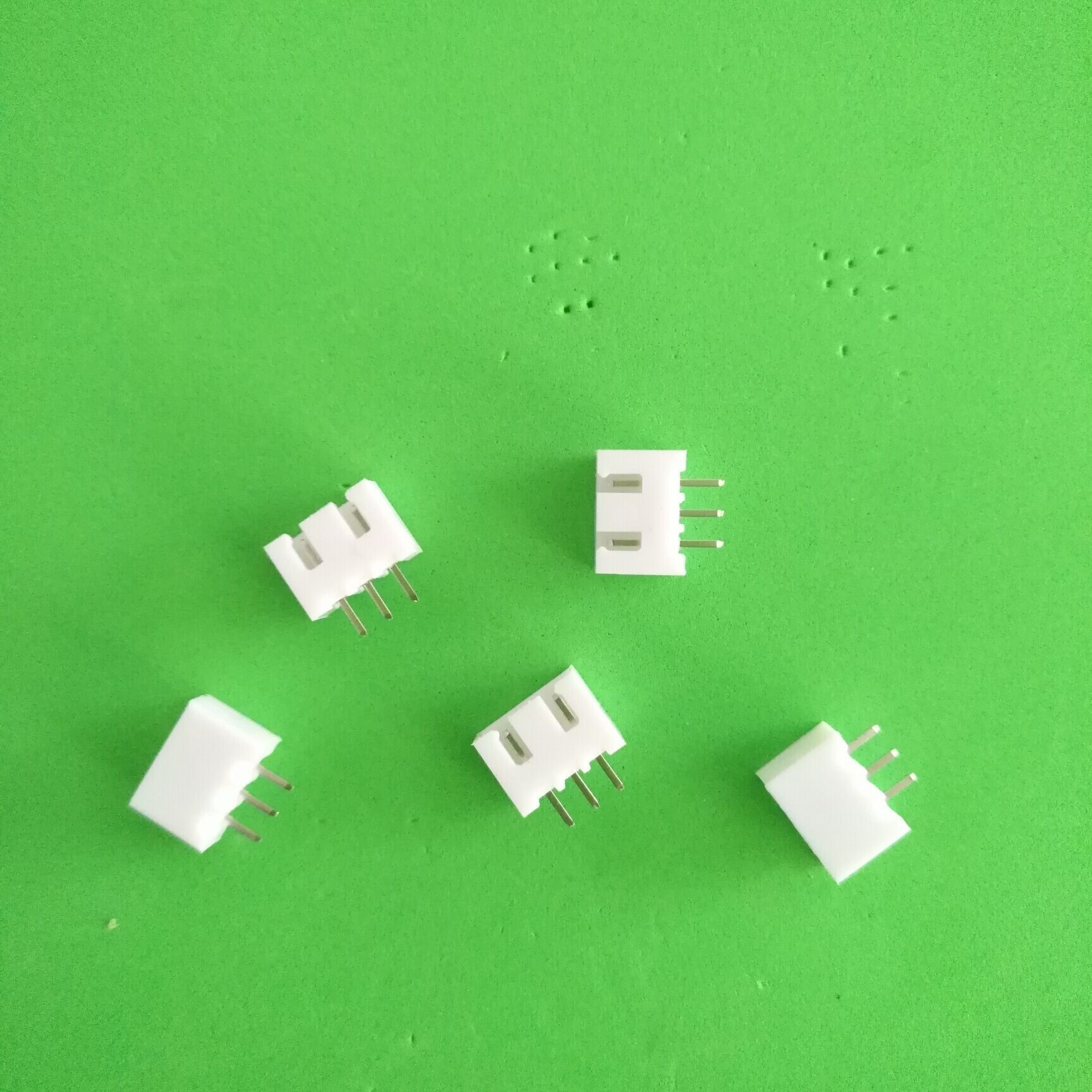 厂家供应 XH2.54-3P直插白色连接器 连接端子