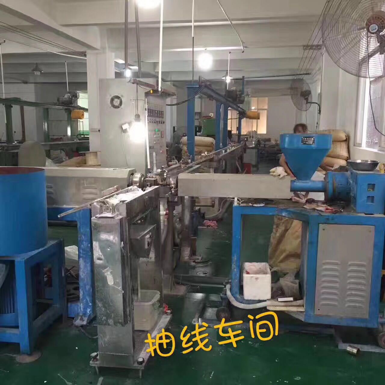 10533122019_469544537