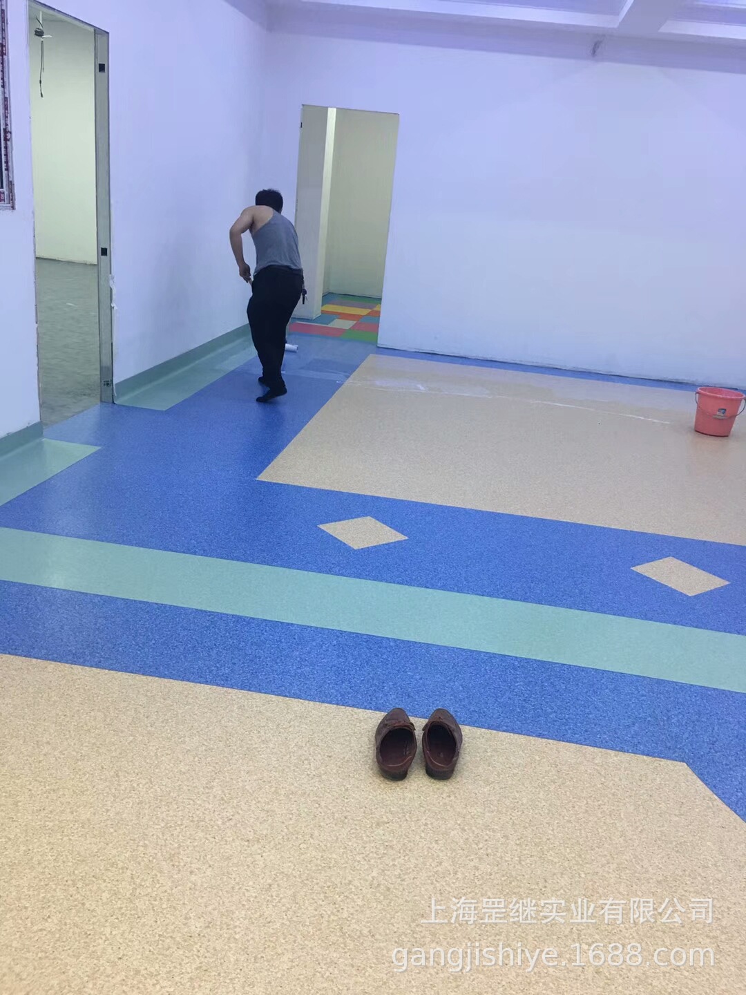PVC地板 耐磨 阻燃 防滑 静音 弹性 特斯嘉卷材2.0pvc塑胶地板-阿里巴巴