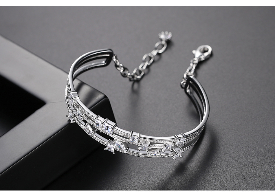 Jinse Yinhua Armband Neue Kreative Mode Koreanische Damen Kupfer Eingelegtes Zirkonium Armband Mit Verlängerung Kette Armband Geschenk display picture 3