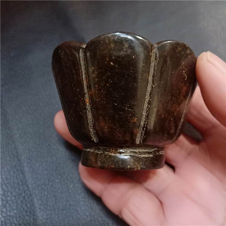 Supply antique jade antique miscellaneous crafts iron stone distressed Lotus Cup Tea Cup wholesale