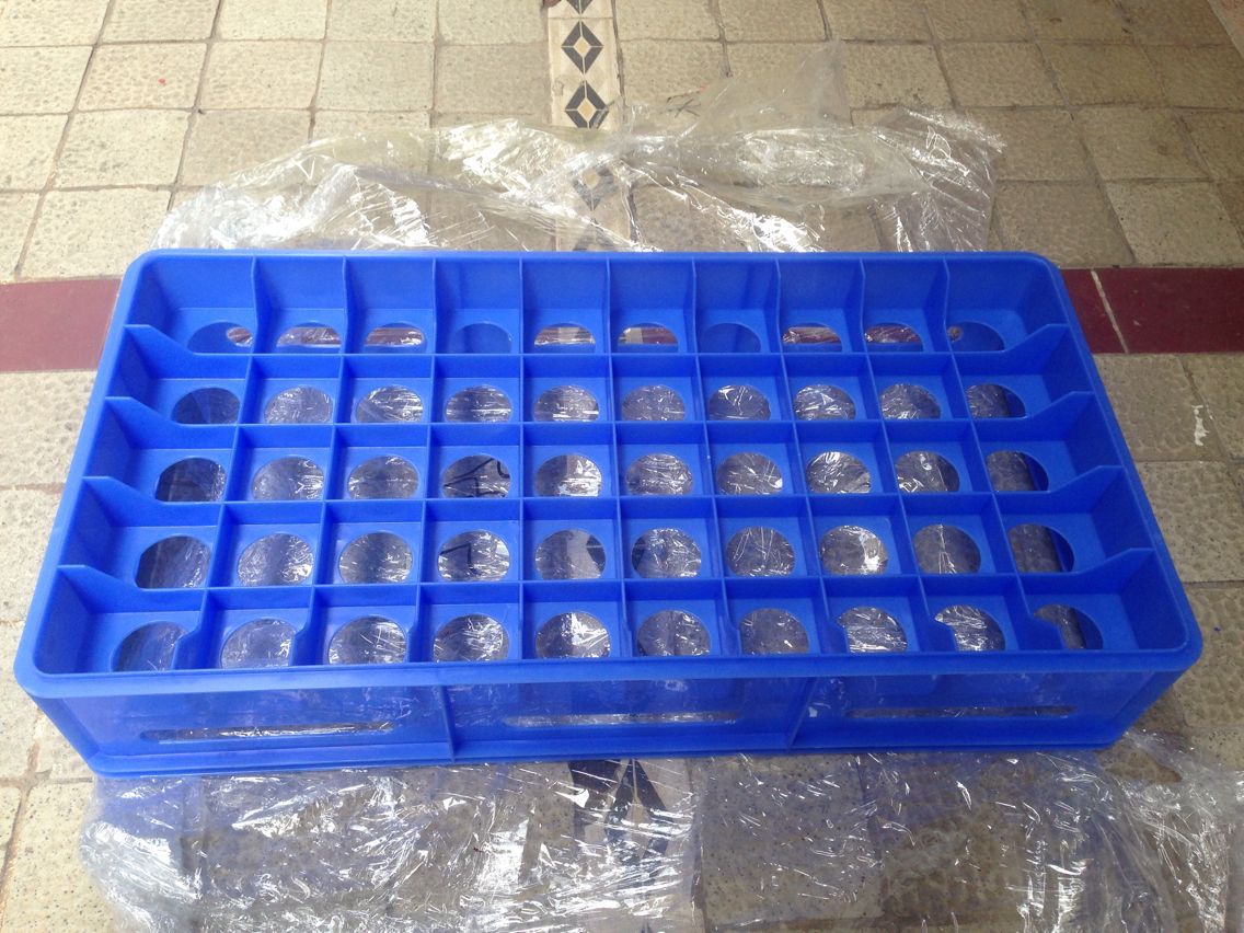 广东塑料灯泡周转箱 LED小灯泡胶框 带孔位周转箱