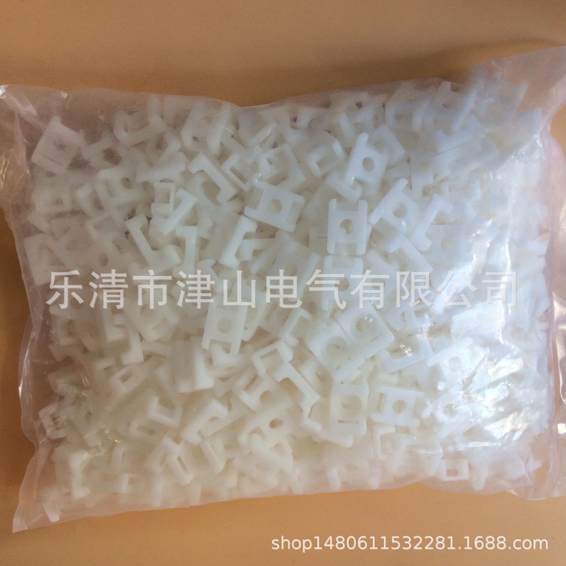 厂家批发扎带固定座 定位片STM-1 /2 HC-1/2