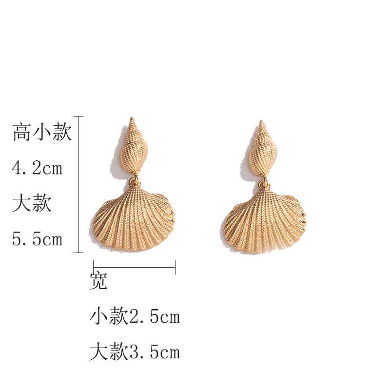 Fashion Exaggerated Conch Retro Metal Shell Alloy Earrings For Women display picture 1