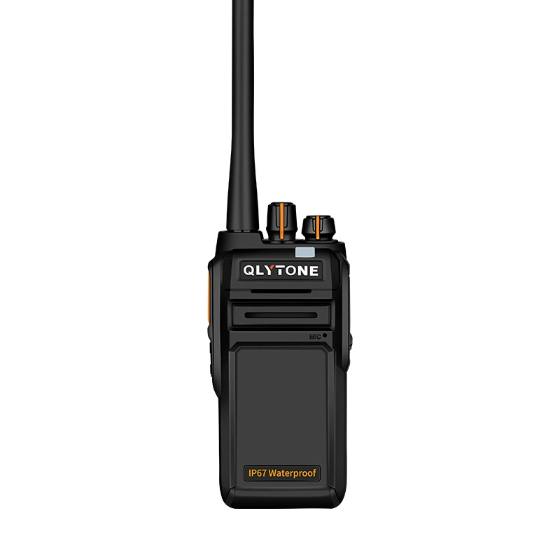 Профессионская водонепроницаемая рация (QLYTONE) 18Вт, IP67, VHF 136–174 МГц, 3–15 км