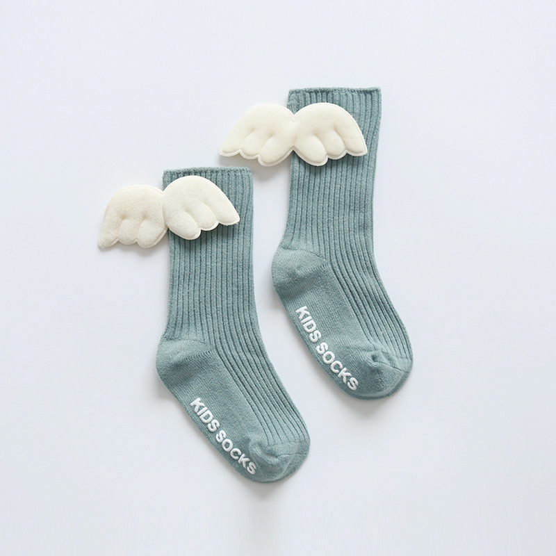 Calcetines para niños primavera y otoño estilo coreano niños y niñas a mitad de la pantorrilla Medias alas pila Calcetines bebé antideslizante piso Calcetines Niño