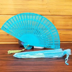 Factory wholesale dyeing/ spraying fragrant wood shutters, sandalwood shutters, agarwood shutters, carved floral wood shutters for weddings