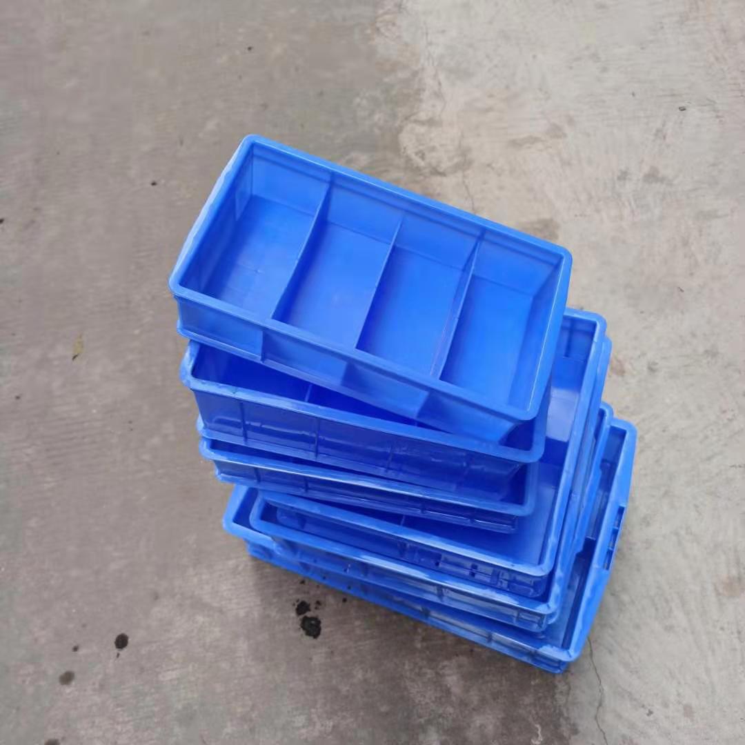 工厂供应塑料多颜色分类胶框 蓝色新料四格塑胶箱 五金收纳箱