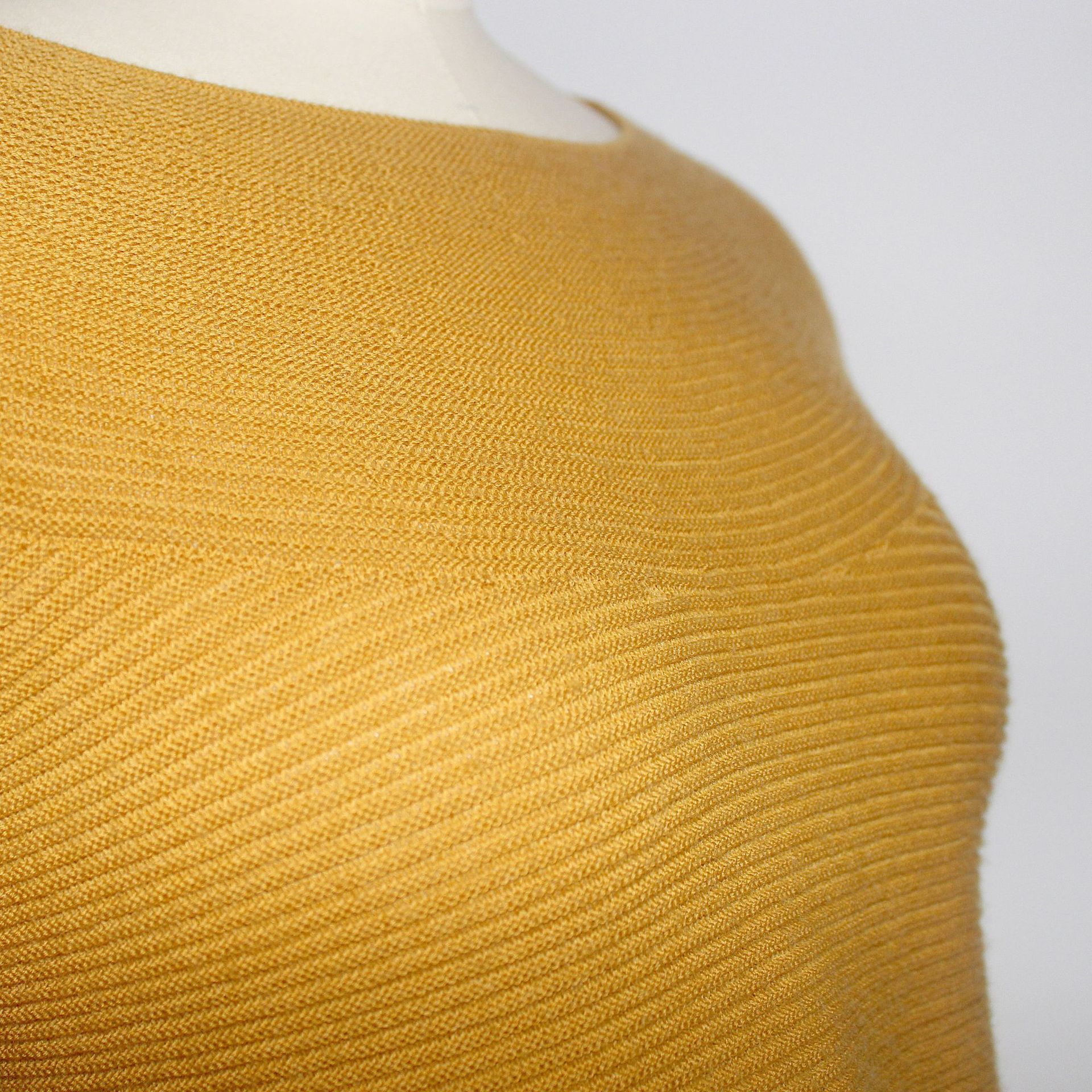 一体成型-天衣无缝-无缝针织衫-以勒服饰-东莞大朗广东-加工