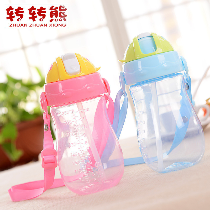 350ML Turn around brand children go out kettle straw Soft mouth Straw cup children Flip Water cup 8054