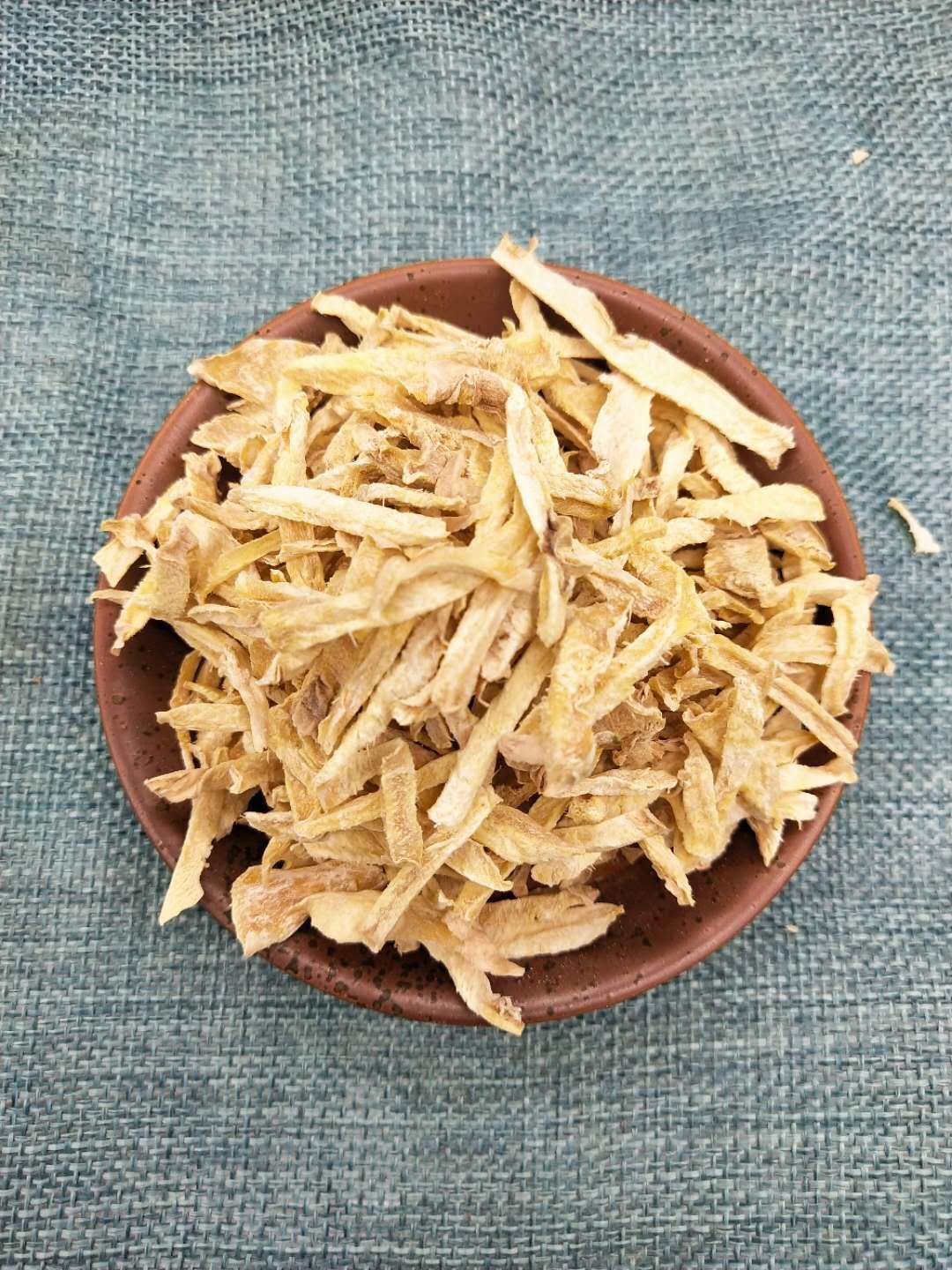 厂家直销散装小黄姜生姜丝高山脱水干姜丝原始点姜丝-阿里巴巴