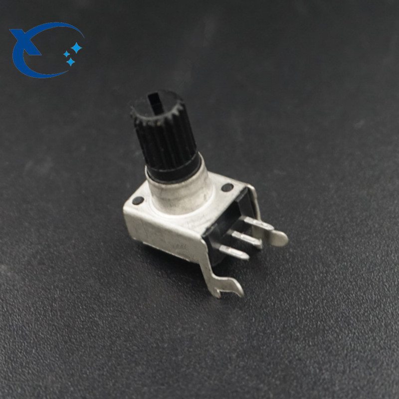 RK0904N电位器 碳膜直脚带抽管音响功放音量调节温控旋转电位器