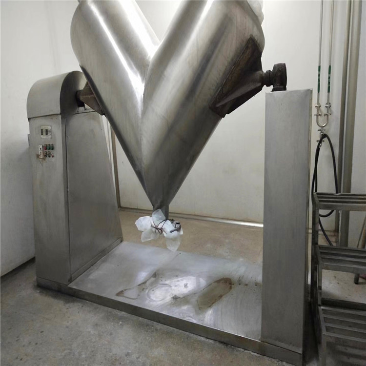 处理二手混合机 槽型混合机 V型混合机 三维混合机 二维混合机