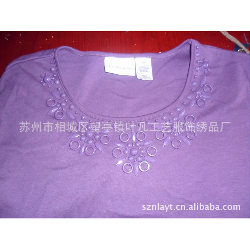 供应简约式手工钉珠衣领 时尚珠料钉珠