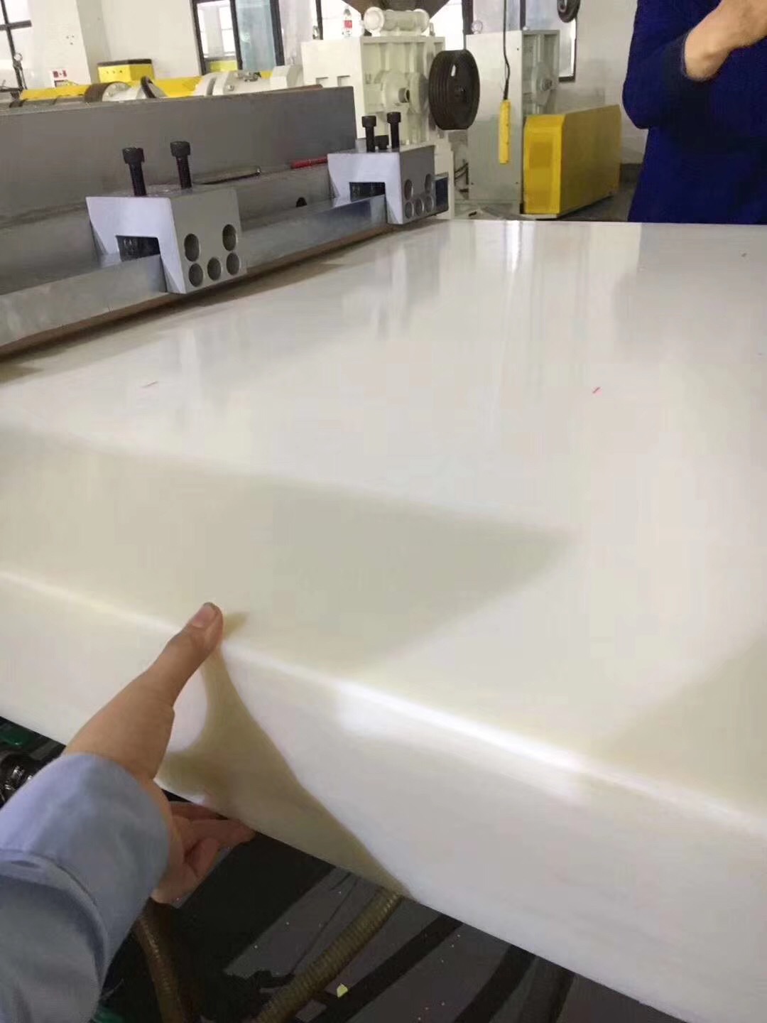 PET超厚塑料板挤出机生产线设备PP/PA/POM塑料厚板材挤出机生产设