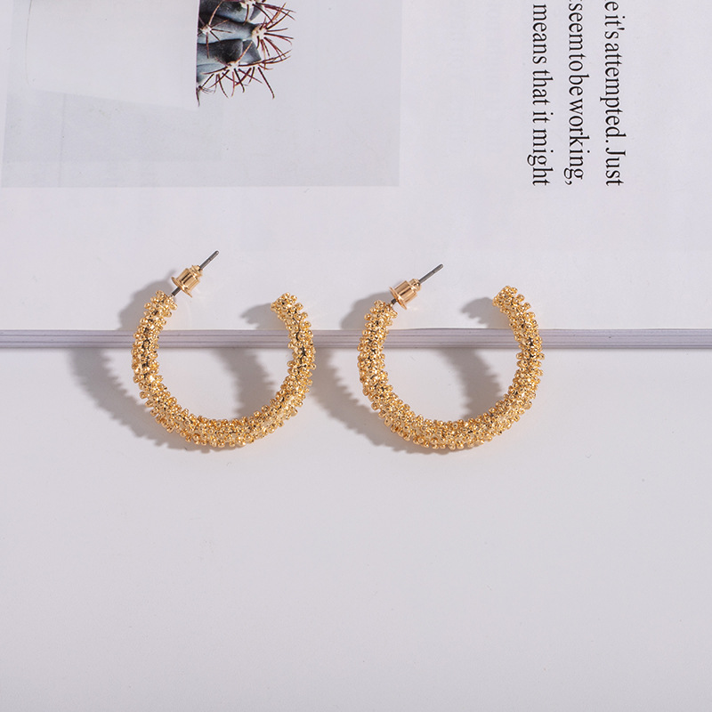 Minimalist Geometric Circular Retro  Irregular Style Earrings Wholesale Nihaojewelry display picture 5