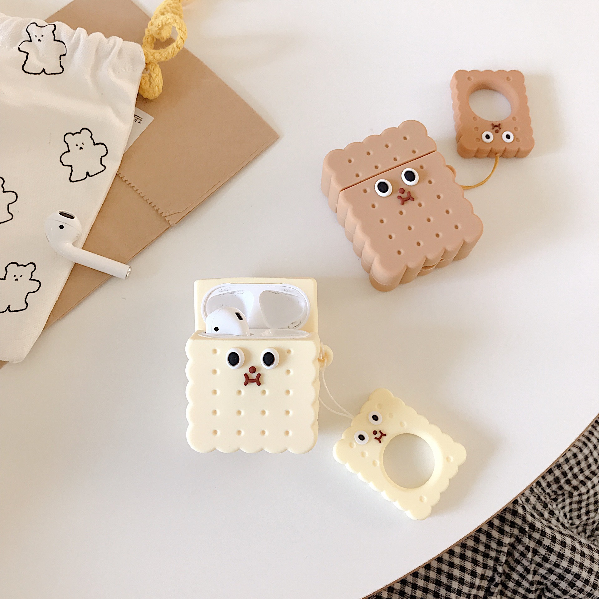 Airpods Pro 3rd Generation Cute Biscuit Silicone Earphone Protective Case For Airpods2 display picture 2