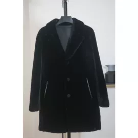 皮草;女式皮衣;男式真皮皮衣