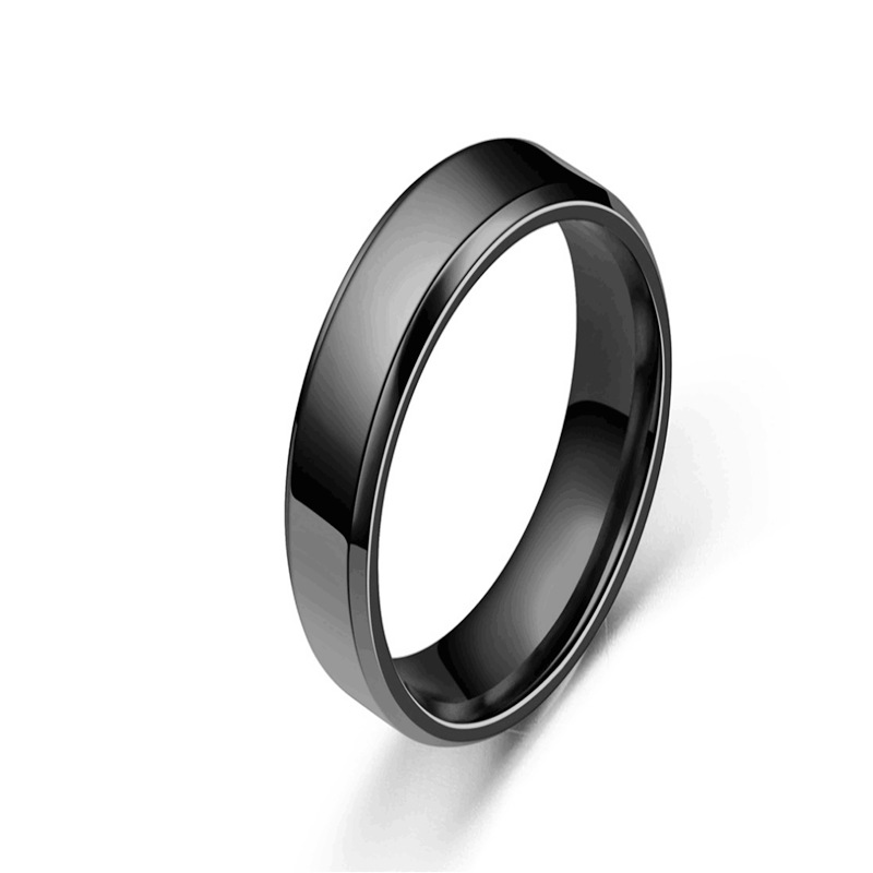 Fashion Stainless Steel Glossy Ring European And American Men's Ring Wholesale display picture 2