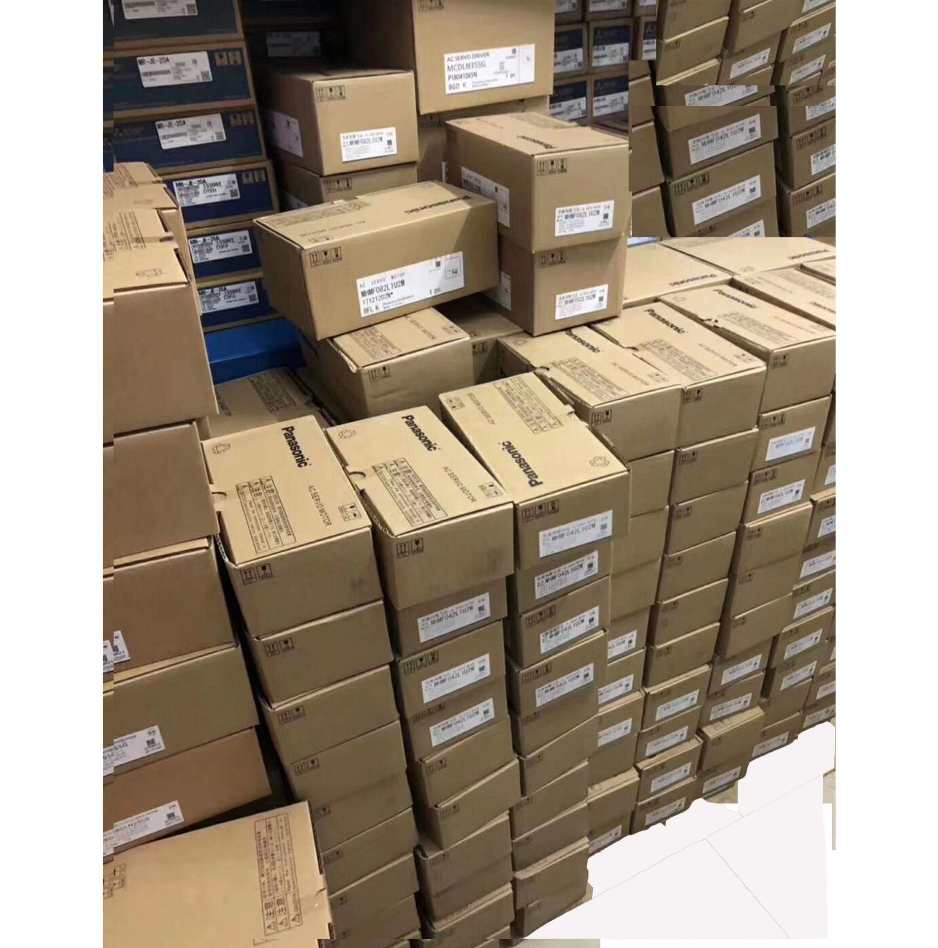 MHMF042L1U2MMBDLN25SG400W松下伺服400w  伺服电机