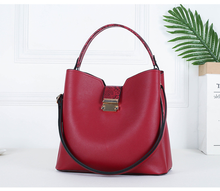 Women's Large Pu Leather Solid Color Vintage Style Square Buckle Bag Sets display picture 5