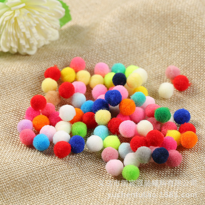 現貨供應滌綸毛球丙綸開司米毛毛球diy手工毛絨球帽子圍巾配件