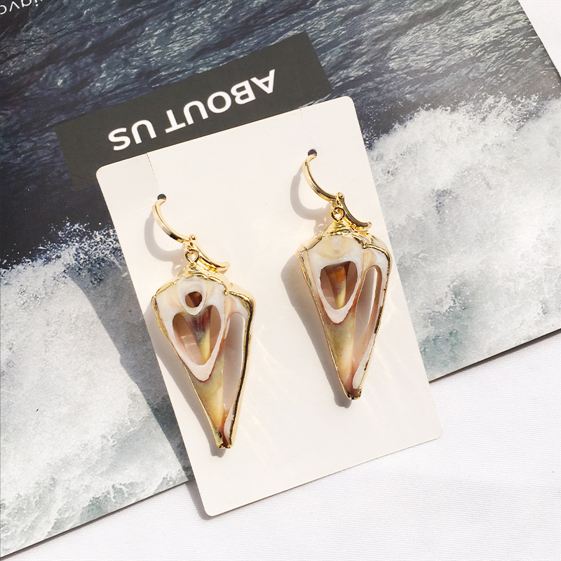 Fashion New Retro Exaggerated Conch Niche Gold-plated Shell Earrings Wholesale display picture 20