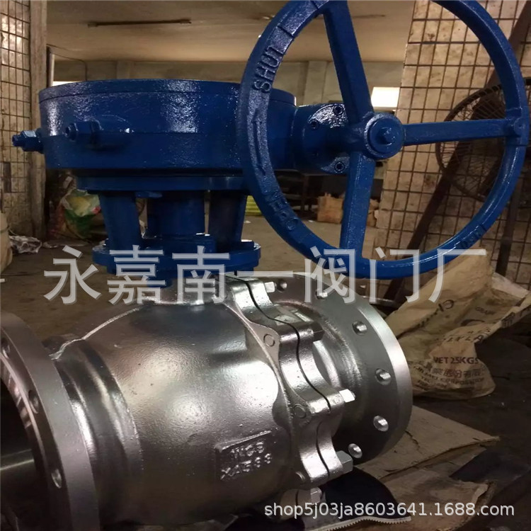 Q41F-25P 不锈钢手动浮动法兰球阀 DN100