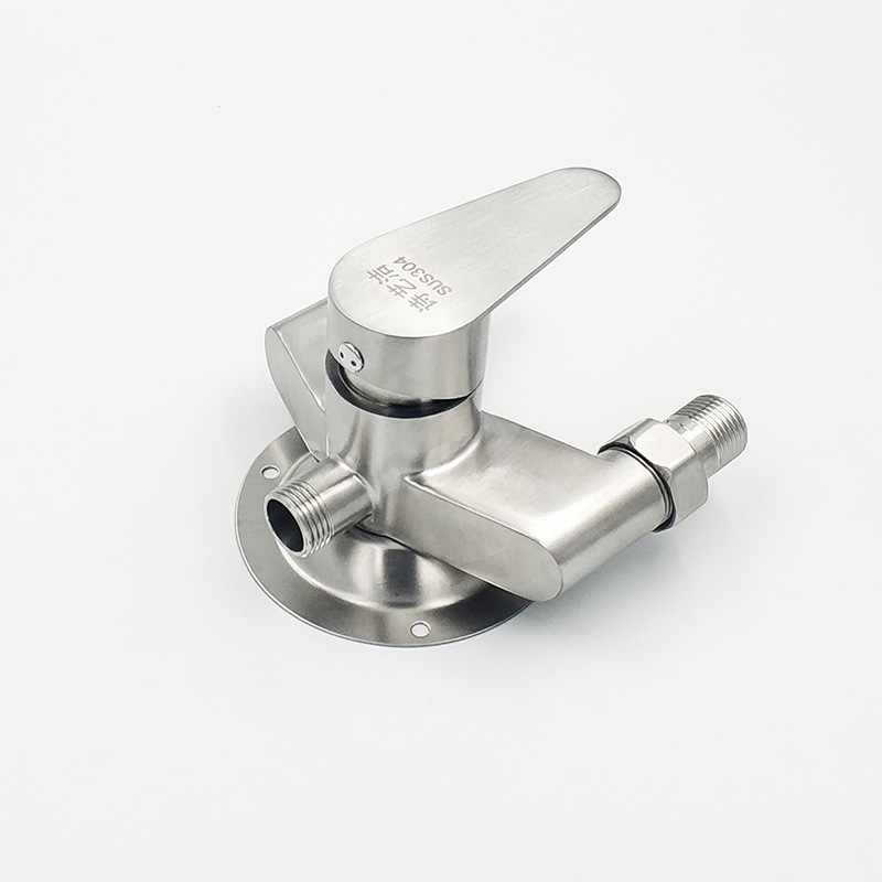 Factory direct sale SUS304 exposed shower main body, triangular shower, cold and hot mixed water valve, exposed pipe shower, portable type undefined