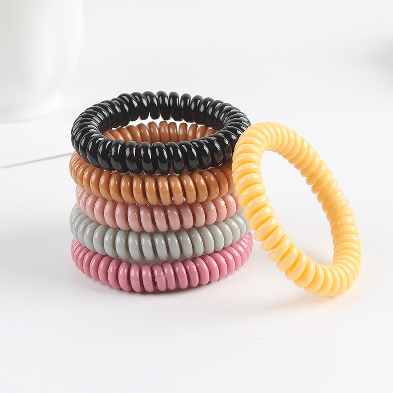 1 yuan head jewelry manufacturers wholesale girls hair Korean black telephone line Hair ring thin plastic bracelet head rope 1 yuan head jewelry manufacturers wholesale girls hair Korean black telephone line Hair ring thin plastic bracelet head rope
